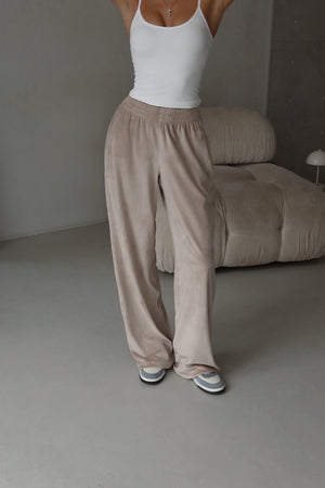 Костюм велюр з капюшоном - Nude