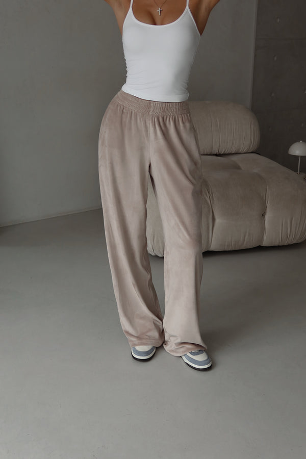 Костюм велюр з капюшоном - Nude